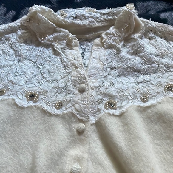 60’s vintage cashmere cardigan size small - Picture 2 of 6